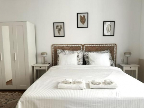 Historic Flat near Main Station Vienna